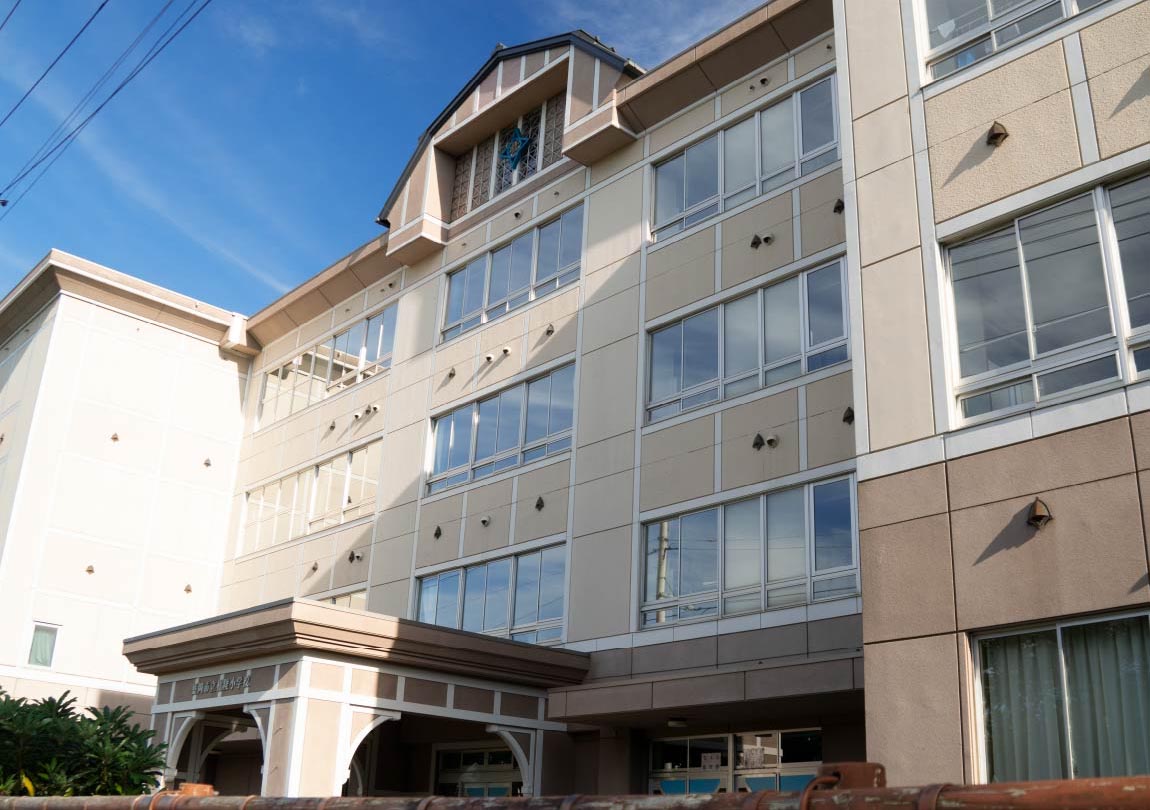 杜陵小学校
徒歩8分（約620m）