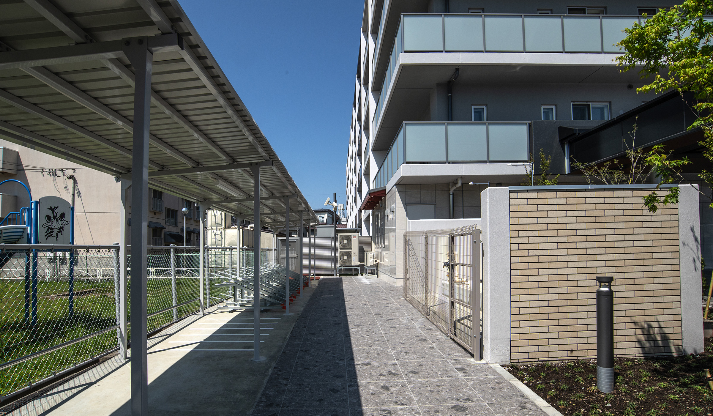 Bicycle parking lot